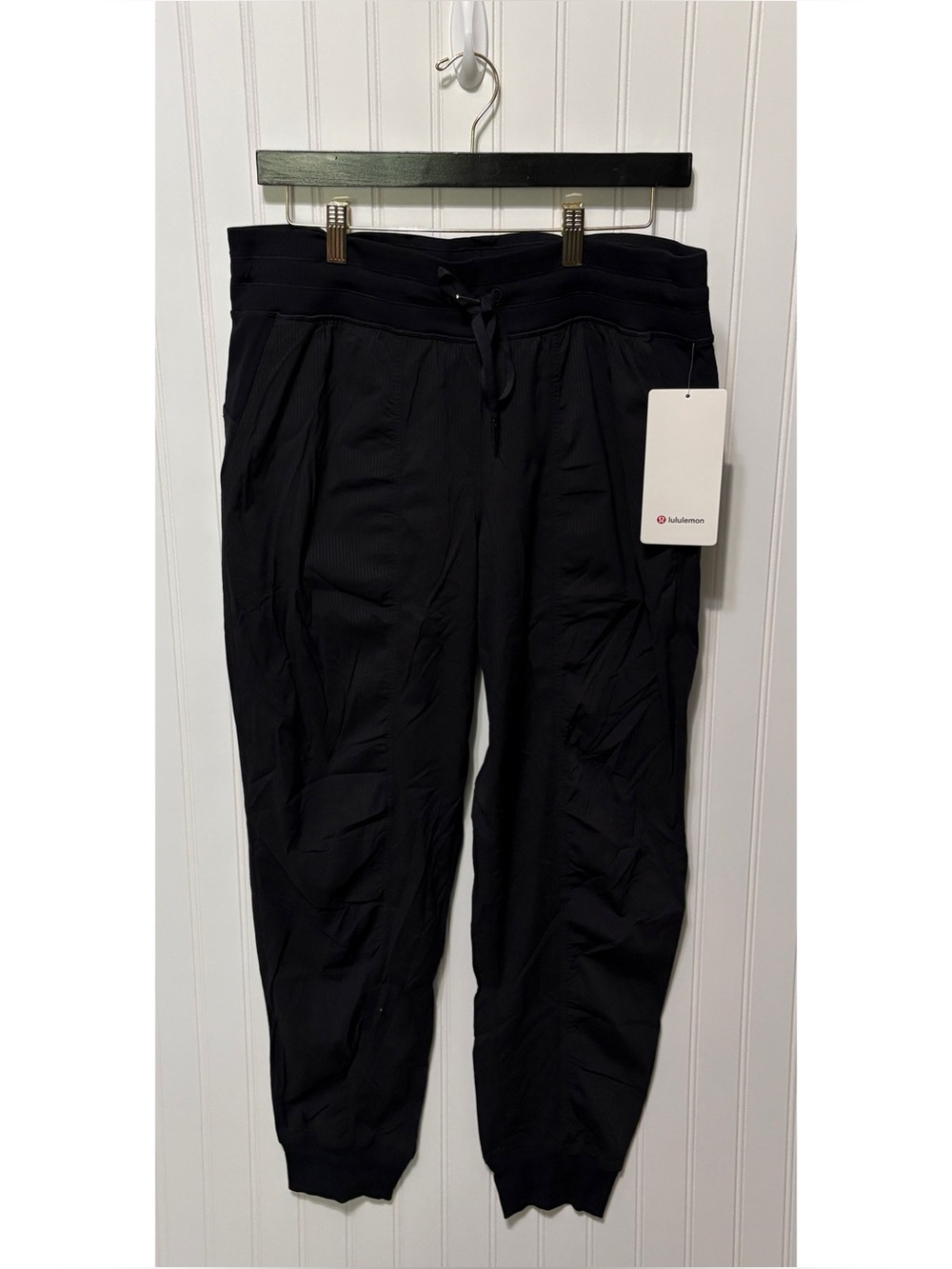 LULULEMON Dance Studio Mid-Rise Luxtreme Classic Fit Joggers Pants Size 12 NEW